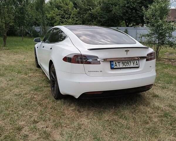 Белый Тесла Модель С, объемом двигателя 0 л и пробегом 250 тыс. км за 15500 $, фото 23 на Automoto.ua