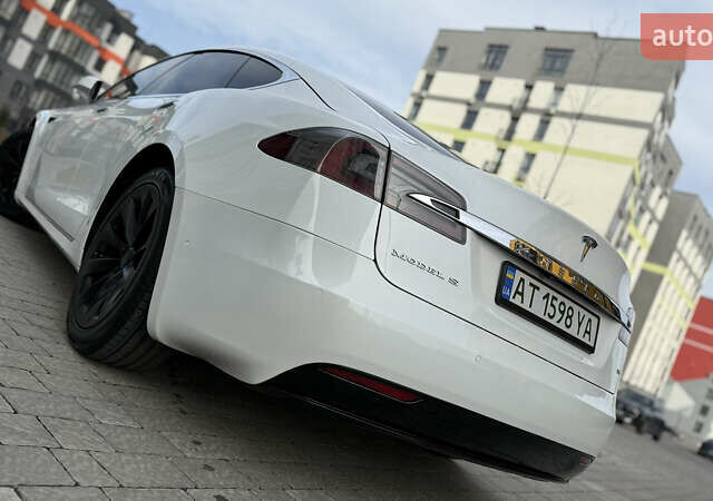 Белый Тесла Модель С, объемом двигателя 0 л и пробегом 102 тыс. км за 17990 $, фото 27 на Automoto.ua