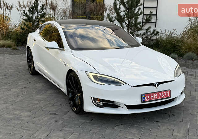 Белый Тесла Модель С, объемом двигателя 0 л и пробегом 192 тыс. км за 17600 $, фото 7 на Automoto.ua