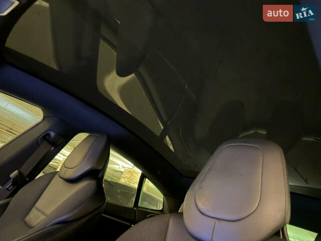 Білий Тесла Модель С, об'ємом двигуна 0 л та пробігом 218 тис. км за 17000 $, фото 16 на Automoto.ua