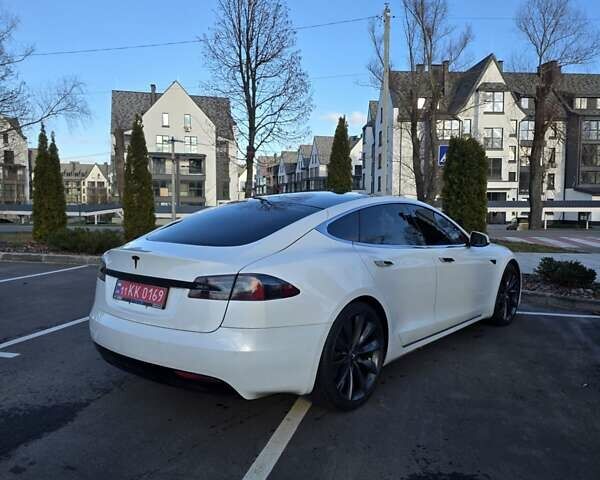 Білий Тесла Модель С, об'ємом двигуна 0 л та пробігом 445 тис. км за 14500 $, фото 5 на Automoto.ua
