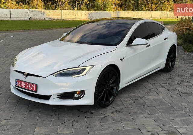 Білий Тесла Модель С, об'ємом двигуна 0 л та пробігом 192 тис. км за 17200 $, фото 2 на Automoto.ua