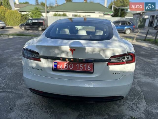 Белый Тесла Модель С, объемом двигателя 0 л и пробегом 99 тыс. км за 24500 $, фото 5 на Automoto.ua
