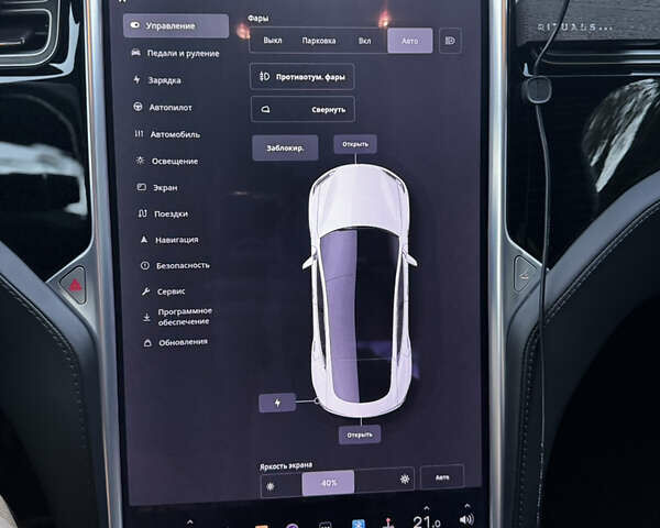 Тесла Модель С 2017 в Киеве на Automoto.ua Белый Тесла Модель С, объемом двигателя 0 л и пробегом 75 тыс. км за 15700 $, фото 28 на Automoto.ua