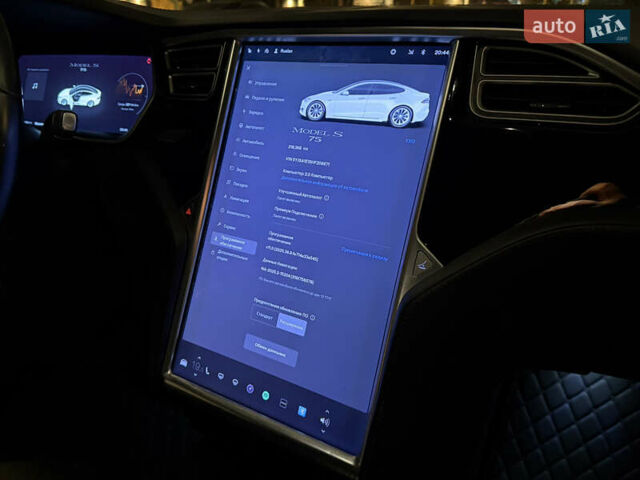 Білий Тесла Модель С, об'ємом двигуна 0 л та пробігом 218 тис. км за 17000 $, фото 22 на Automoto.ua