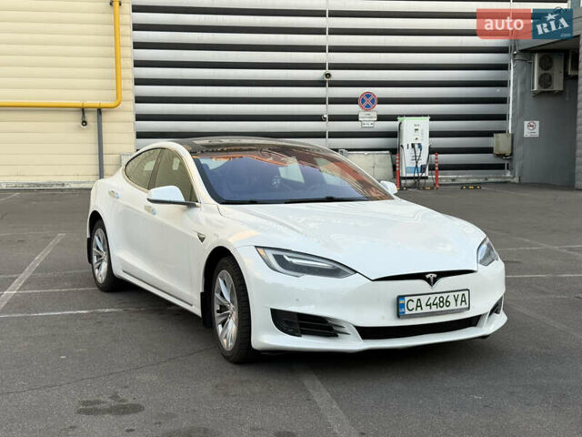 Білий Тесла Модель С, об'ємом двигуна 0 л та пробігом 130 тис. км за 21700 $, фото 4 на Automoto.ua