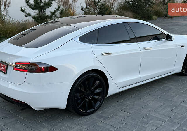 Білий Тесла Модель С, об'ємом двигуна 0 л та пробігом 192 тис. км за 17200 $, фото 71 на Automoto.ua