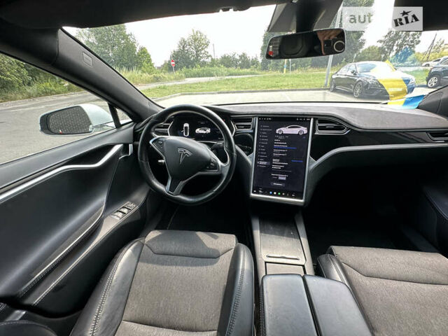 Белый Тесла Модель С, объемом двигателя 0 л и пробегом 155 тыс. км за 24500 $, фото 20 на Automoto.ua