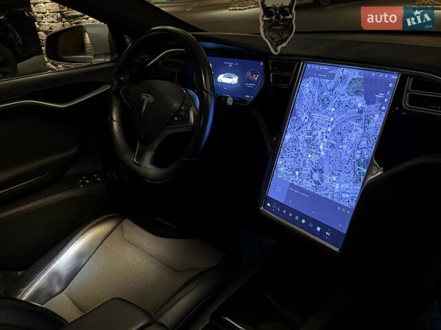 Білий Тесла Модель С, об'ємом двигуна 0 л та пробігом 218 тис. км за 17000 $, фото 17 на Automoto.ua