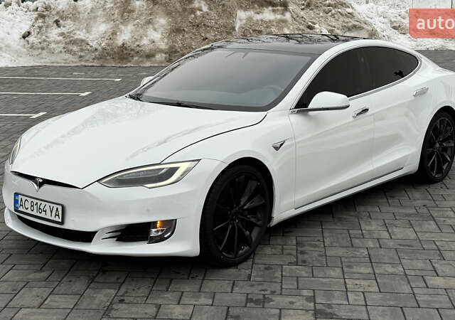 Белый Тесла Модель С, объемом двигателя 0 л и пробегом 195 тыс. км за 17200 $, фото 28 на Automoto.ua