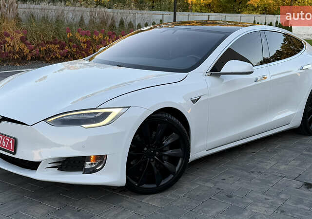 Білий Тесла Модель С, об'ємом двигуна 0 л та пробігом 192 тис. км за 17200 $, фото 67 на Automoto.ua