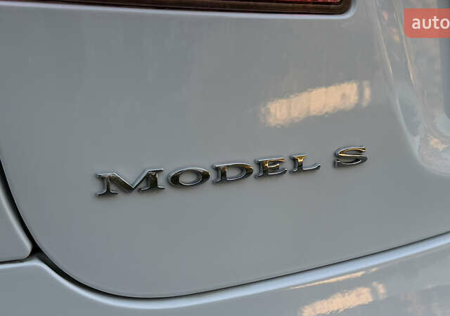 Білий Тесла Модель С, об'ємом двигуна 0 л та пробігом 192 тис. км за 17200 $, фото 56 на Automoto.ua