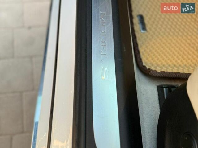 Білий Тесла Модель С, об'ємом двигуна 0 л та пробігом 122 тис. км за 21500 $, фото 32 на Automoto.ua