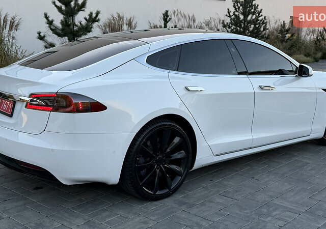 Білий Тесла Модель С, об'ємом двигуна 0 л та пробігом 192 тис. км за 17200 $, фото 70 на Automoto.ua