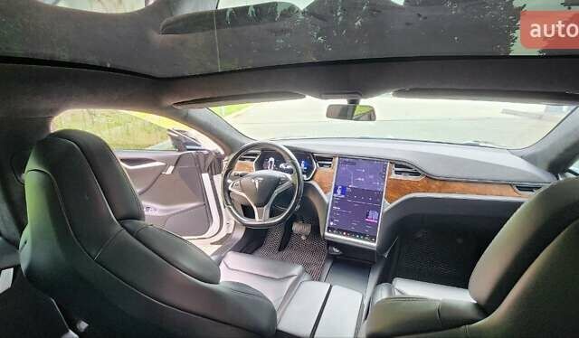 Білий Тесла Модель С, об'ємом двигуна 0 л та пробігом 156 тис. км за 22000 $, фото 21 на Automoto.ua