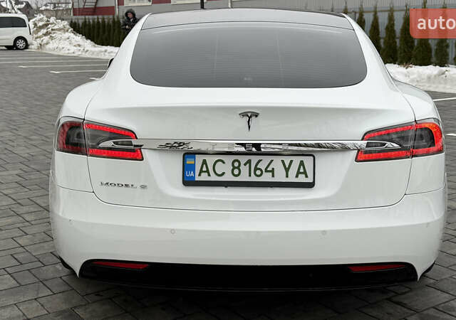 Белый Тесла Модель С, объемом двигателя 0 л и пробегом 195 тыс. км за 17200 $, фото 40 на Automoto.ua