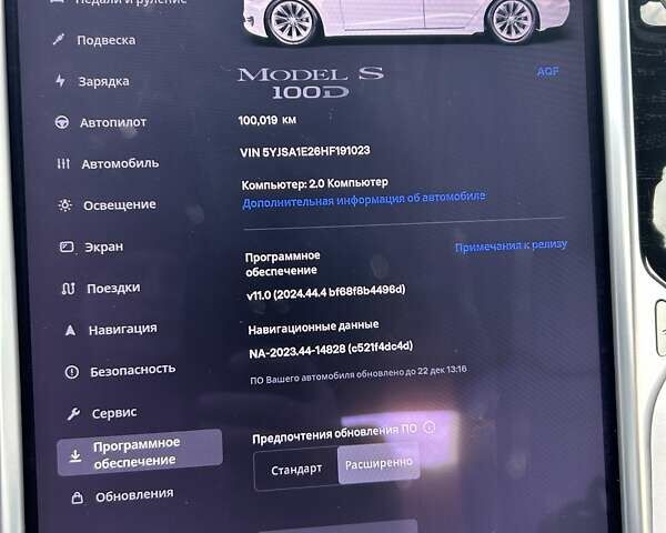 Белый Тесла Модель С, объемом двигателя 0 л и пробегом 99 тыс. км за 23900 $, фото 24 на Automoto.ua