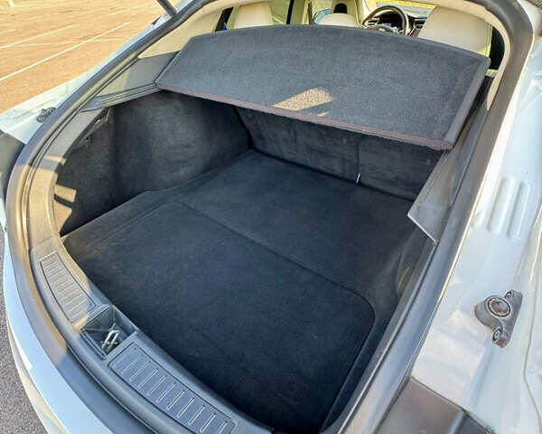 Белый Тесла Модель С, объемом двигателя 0 л и пробегом 130 тыс. км за 22800 $, фото 29 на Automoto.ua