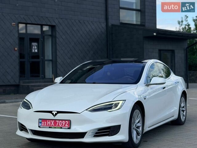 Білий Тесла Модель С, об'ємом двигуна 0 л та пробігом 145 тис. км за 16950 $, фото 10 на Automoto.ua