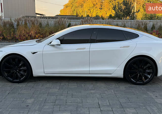 Белый Тесла Модель С, объемом двигателя 0 л и пробегом 192 тыс. км за 17600 $, фото 60 на Automoto.ua