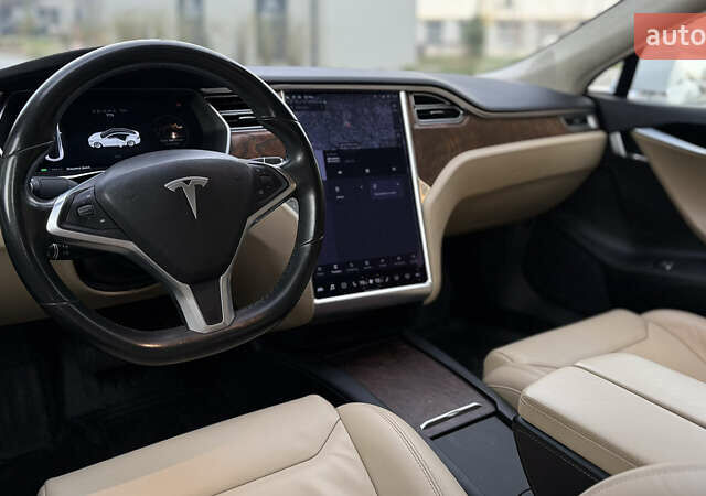 Белый Тесла Модель С, объемом двигателя 0 л и пробегом 102 тыс. км за 17990 $, фото 40 на Automoto.ua