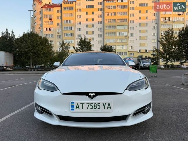 Білий Тесла Модель С, об'ємом двигуна 0 л та пробігом 182 тис. км за 17700 $, фото 11 на Automoto.ua