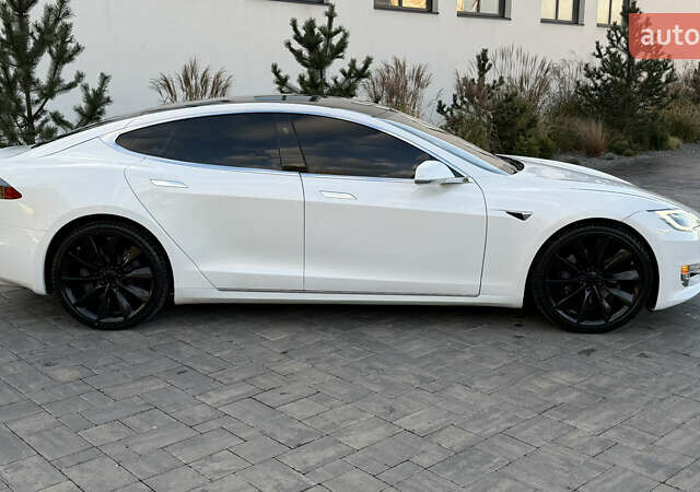 Білий Тесла Модель С, об'ємом двигуна 0 л та пробігом 192 тис. км за 17200 $, фото 9 на Automoto.ua