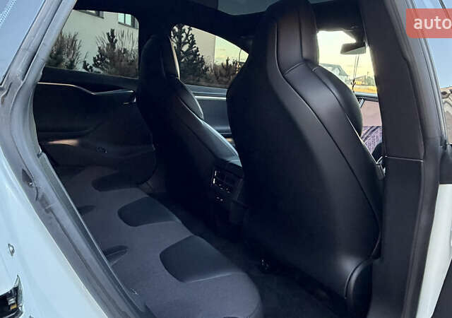 Білий Тесла Модель С, об'ємом двигуна 0 л та пробігом 192 тис. км за 17200 $, фото 45 на Automoto.ua