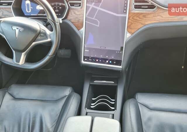 Белый Тесла Модель С, объемом двигателя 0 л и пробегом 160 тыс. км за 22999 $, фото 14 на Automoto.ua