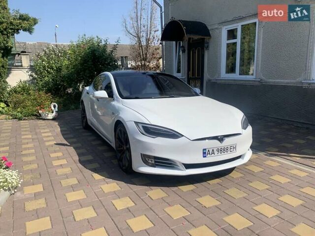 Белый Тесла Модель С, объемом двигателя 0 л и пробегом 82 тыс. км за 31000 $, фото 17 на Automoto.ua