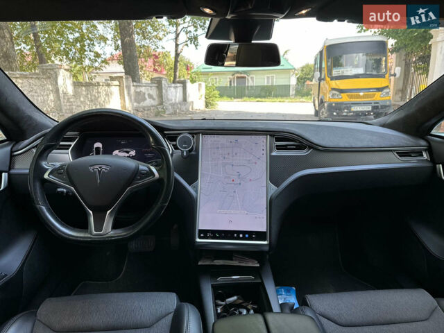 Белый Тесла Модель С, объемом двигателя 0 л и пробегом 152 тыс. км за 28200 $, фото 15 на Automoto.ua