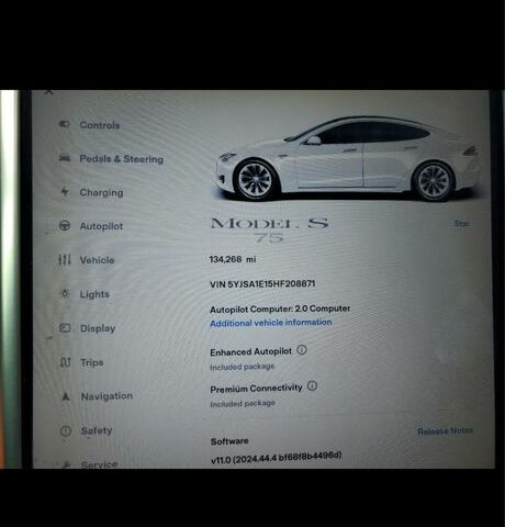 Белый Тесла Модель С, объемом двигателя 0 л и пробегом 216 тыс. км за 11000 $, фото 7 на Automoto.ua