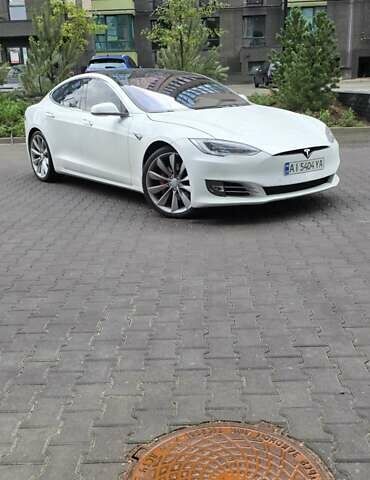 Білий Тесла Модель С, об'ємом двигуна 0 л та пробігом 42 тис. км за 23000 $, фото 8 на Automoto.ua