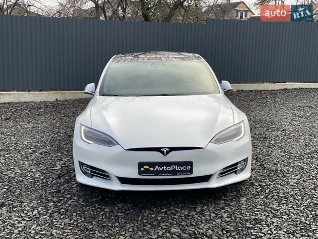 Білий Тесла Модель С, об'ємом двигуна 0 л та пробігом 246 тис. км за 16999 $, фото 23 на Automoto.ua