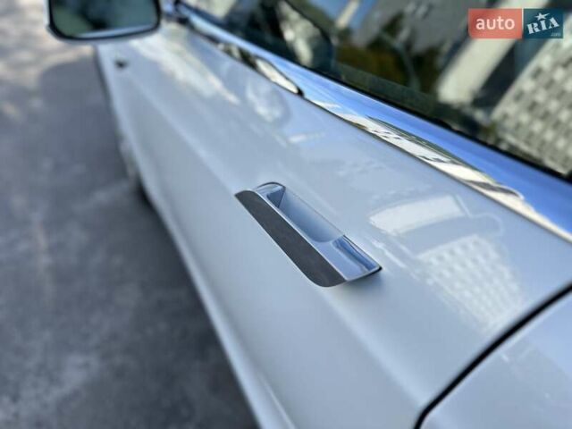 Белый Тесла Модель С, объемом двигателя 0 л и пробегом 99 тыс. км за 24500 $, фото 8 на Automoto.ua