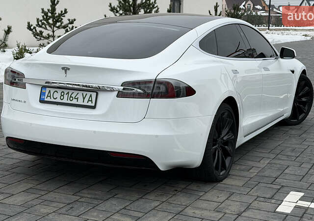 Белый Тесла Модель С, объемом двигателя 0 л и пробегом 195 тыс. км за 17200 $, фото 3 на Automoto.ua