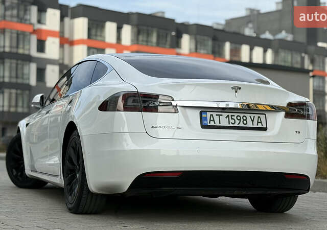 Белый Тесла Модель С, объемом двигателя 0 л и пробегом 102 тыс. км за 17990 $, фото 23 на Automoto.ua