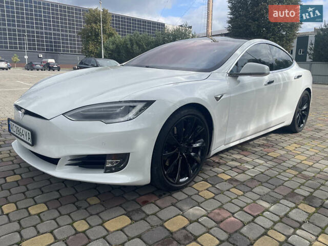Білий Тесла Модель С, об'ємом двигуна 0 л та пробігом 118 тис. км за 17800 $, фото 1 на Automoto.ua