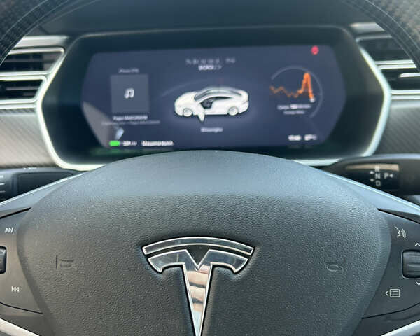 Белый Тесла Модель С, объемом двигателя 0 л и пробегом 130 тыс. км за 28200 $, фото 9 на Automoto.ua