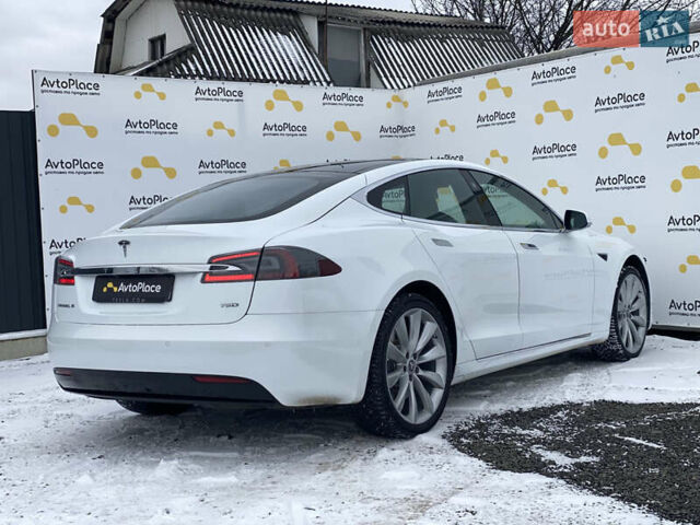 Белый Тесла Модель С, объемом двигателя 0 л и пробегом 183 тыс. км за 18300 $, фото 73 на Automoto.ua