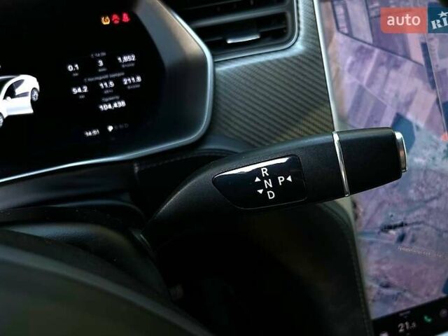 Тесла Модель С 2018 в Дубно на Automoto.ua Белый Тесла Модель С, объемом двигателя 0 л и пробегом 105 тыс. км за 18600 $, фото 1 на Automoto.ua