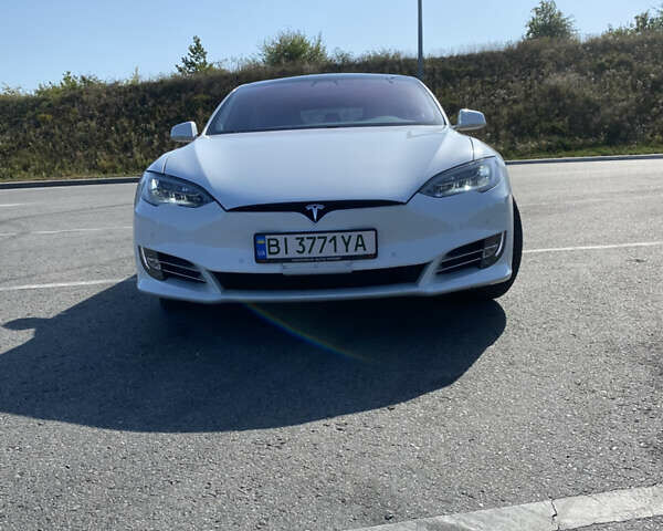 Білий Тесла Модель С, об'ємом двигуна 0 л та пробігом 128 тис. км за 19100 $, фото 13 на Automoto.ua