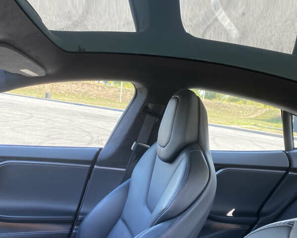 Білий Тесла Модель С, об'ємом двигуна 0 л та пробігом 128 тис. км за 19100 $, фото 8 на Automoto.ua