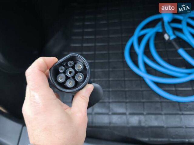 Белый Тесла Модель С, объемом двигателя 0 л и пробегом 178 тыс. км за 22999 $, фото 39 на Automoto.ua