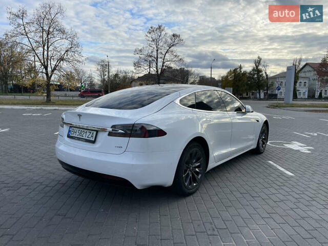 Белый Тесла Модель С, объемом двигателя 0 л и пробегом 75 тыс. км за 29500 $, фото 5 на Automoto.ua