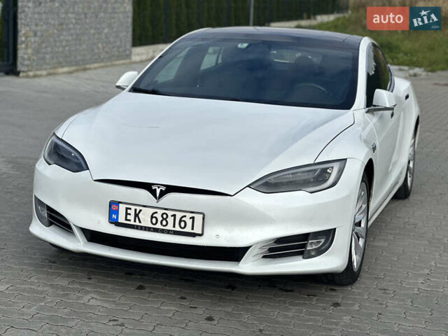 Білий Тесла Модель С, об'ємом двигуна 0 л та пробігом 238 тис. км за 17700 $, фото 6 на Automoto.ua