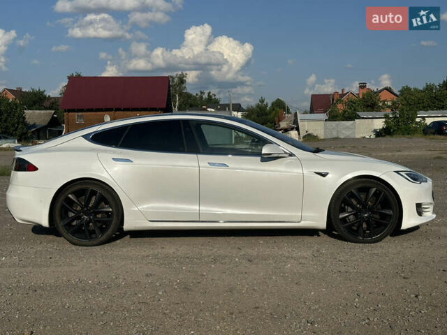 Тесла Модель С 2018 в Харькове на Automoto.ua Белый Тесла Модель С, объемом двигателя 0 л и пробегом 58 тыс. км за 25000 $, фото 8 на Automoto.ua