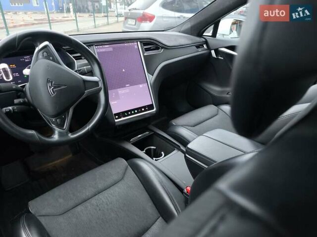 Белый Тесла Модель С, объемом двигателя 0 л и пробегом 178 тыс. км за 22999 $, фото 46 на Automoto.ua