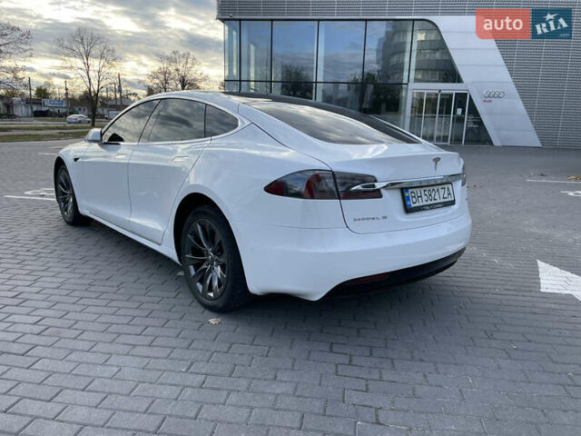 Белый Тесла Модель С, объемом двигателя 0 л и пробегом 75 тыс. км за 29500 $, фото 7 на Automoto.ua