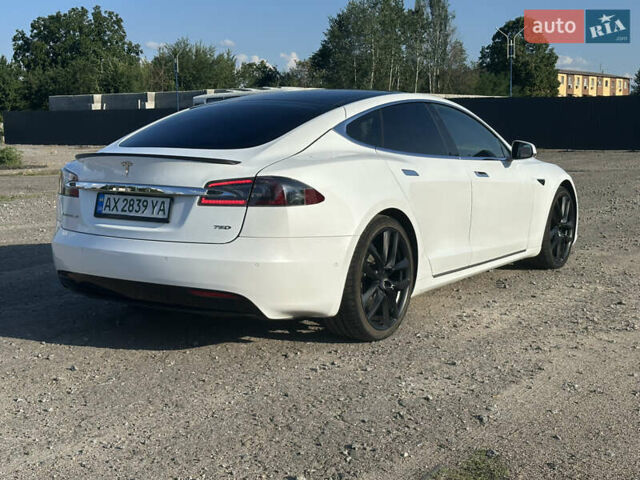 Тесла Модель С 2018 в Харькове на Automoto.ua Белый Тесла Модель С, объемом двигателя 0 л и пробегом 58 тыс. км за 25000 $, фото 6 на Automoto.ua